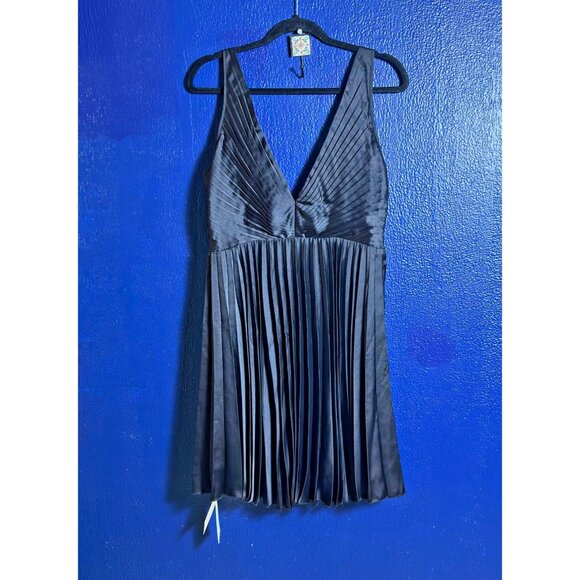 Abercrombie & Fitch Plunge V Neck Pleated Mini Dress Sleeveless Satin Black L T - Picture 2 of 9
